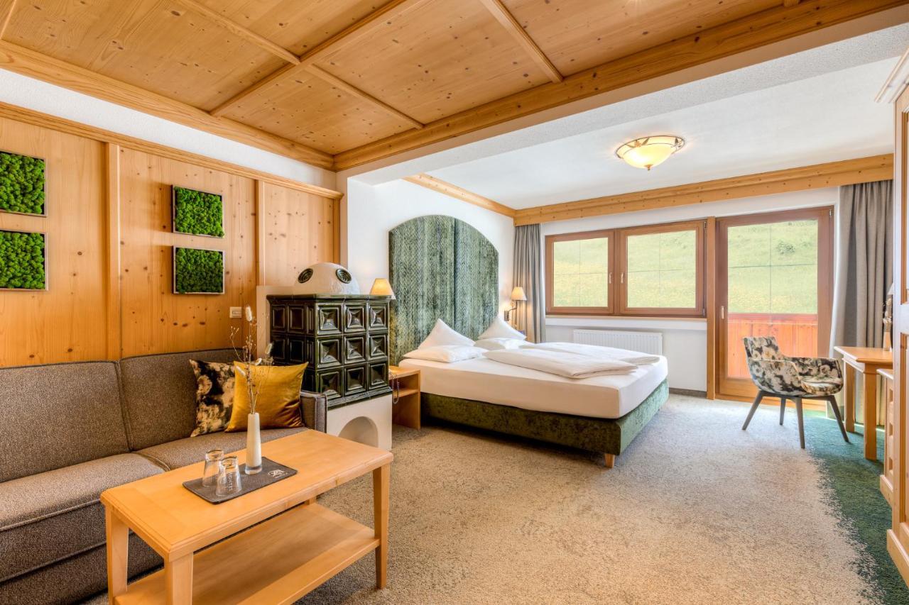 טוקס Hotel Alpenhof מראה חיצוני תמונה