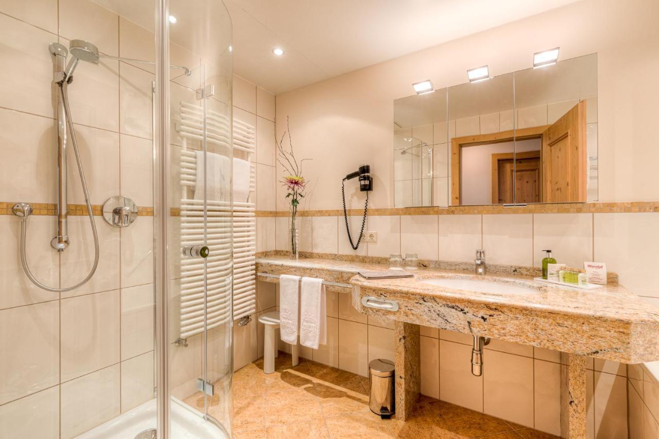 טוקס Hotel Alpenhof מראה חיצוני תמונה