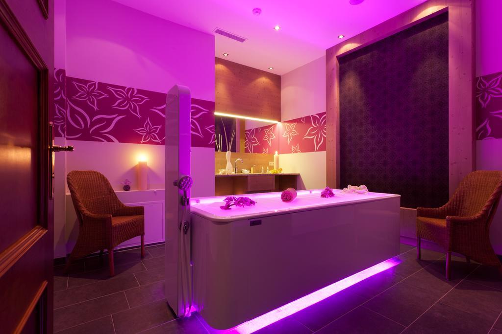 טוקס Hotel Alpenhof מראה חיצוני תמונה