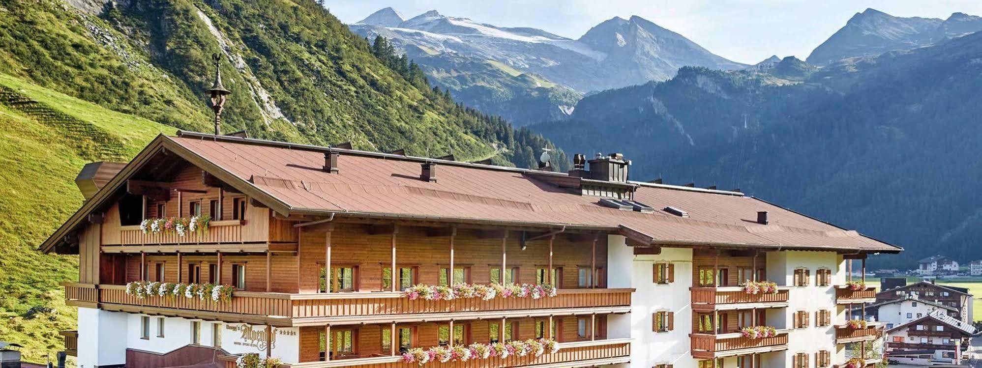 טוקס Hotel Alpenhof מראה חיצוני תמונה