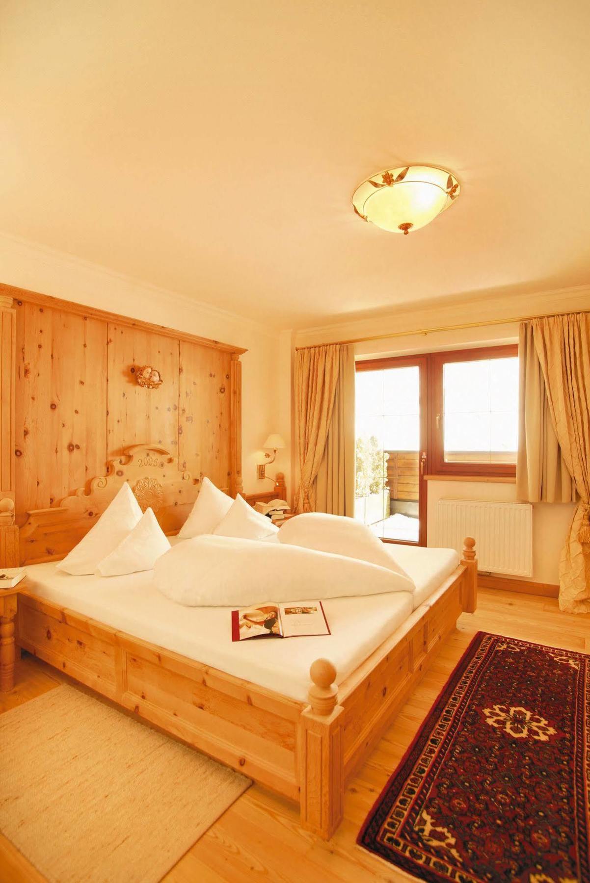 טוקס Hotel Alpenhof מראה חיצוני תמונה